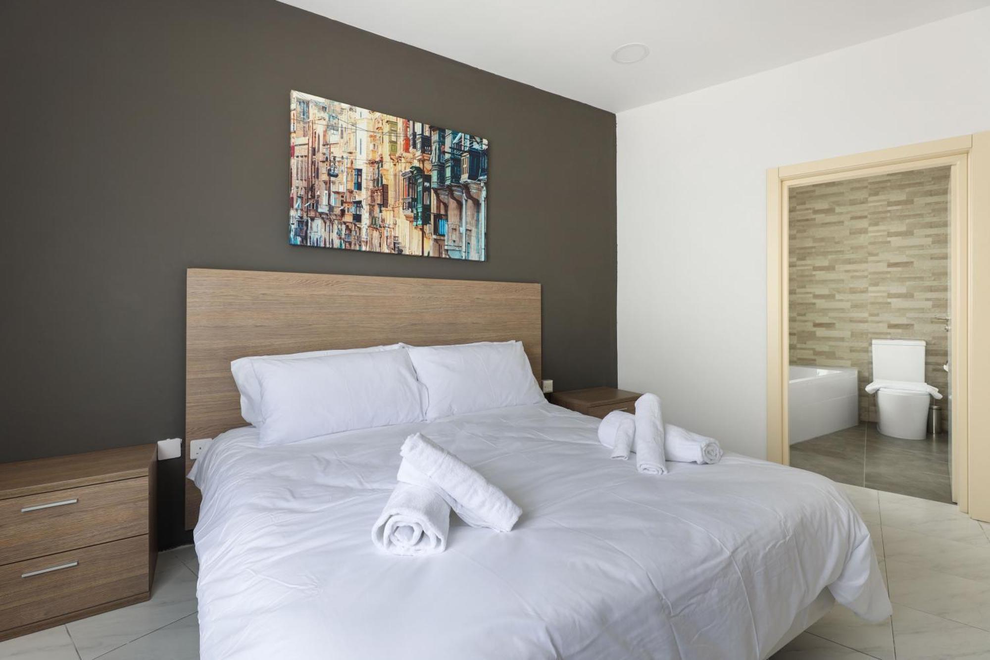 Seaview Stays St. Paul's Bay Room photo
