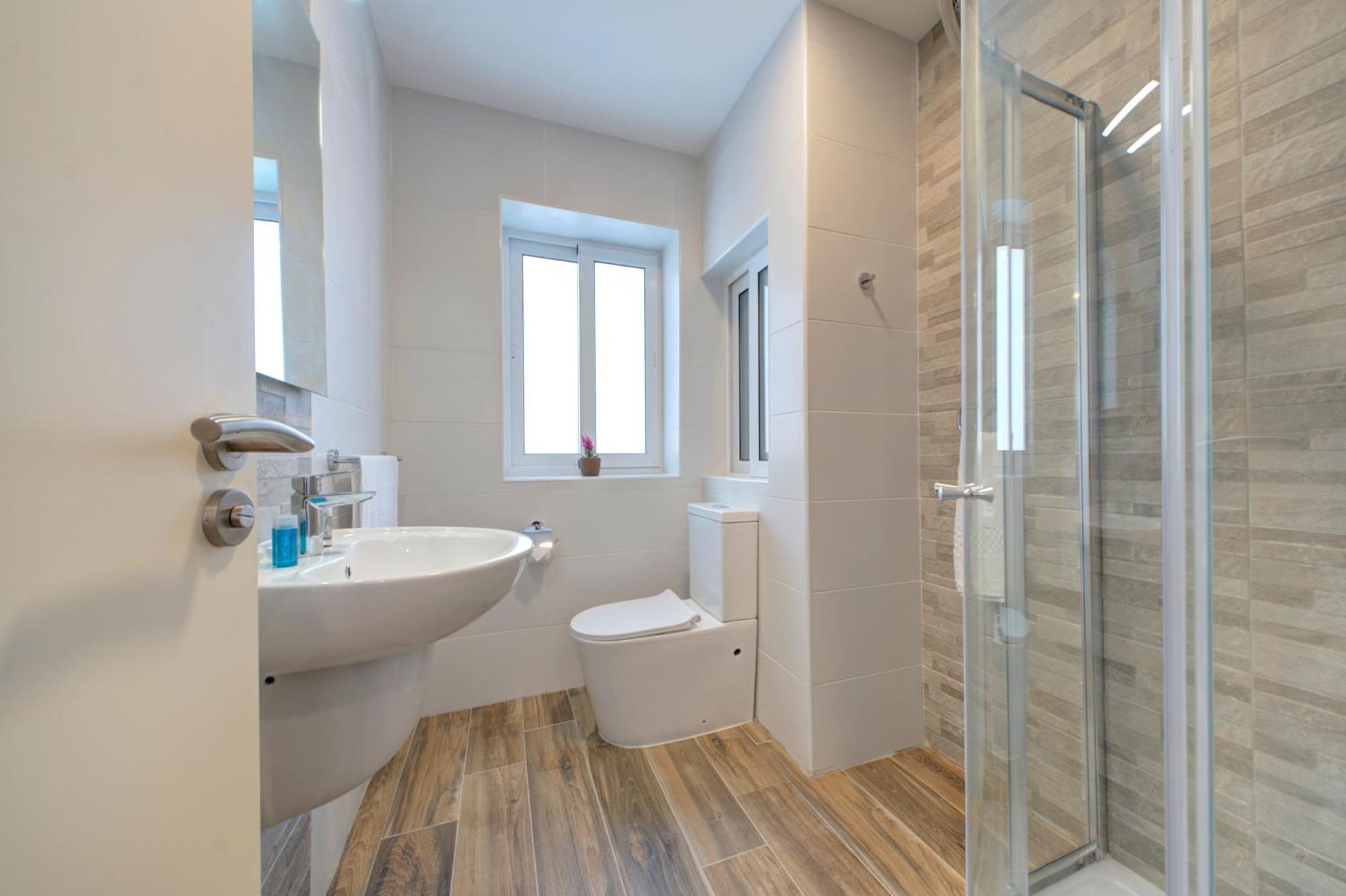 Seaview Stays St. Paul's Bay Room photo